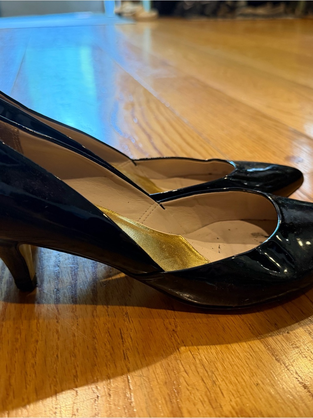 Ted Baker London Black Patent Mid-Heel Pumps with Gold Inset